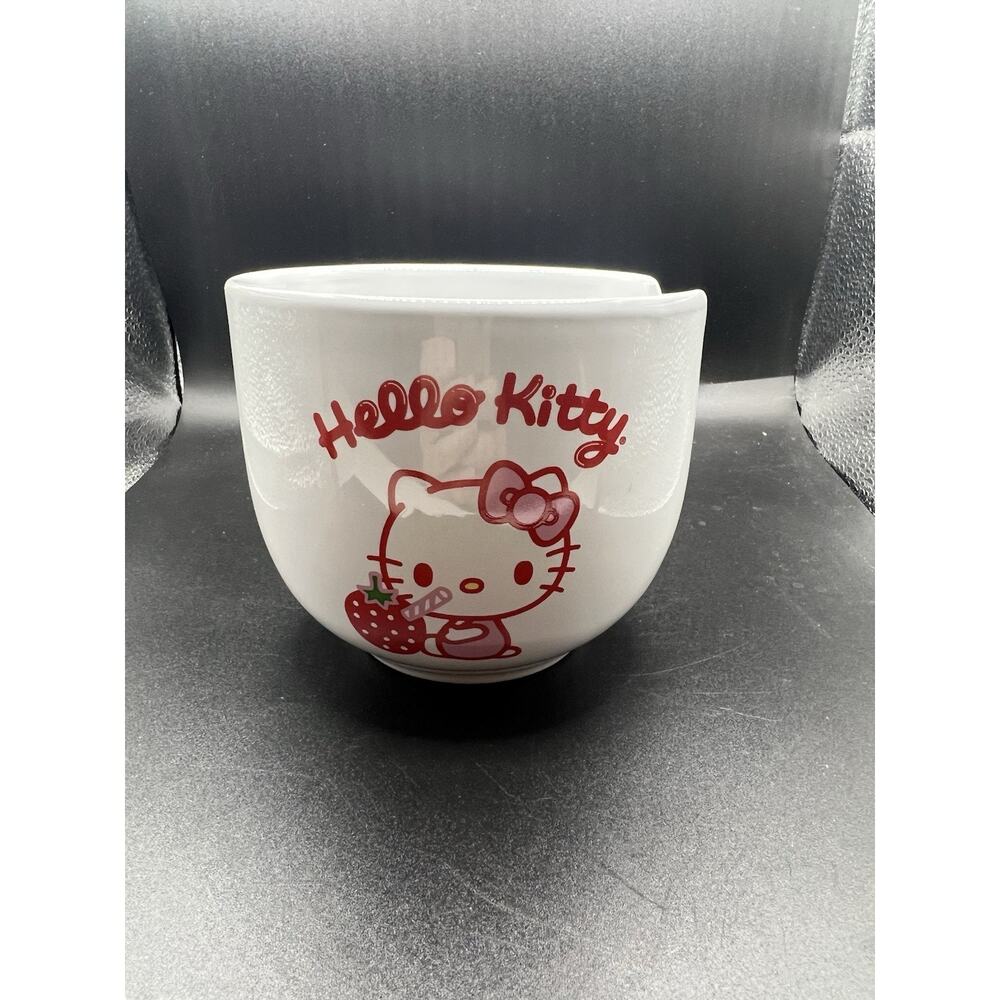 Hello Kitty Strawberry Ramen‎ Bowl Ceramic Does NOT Include Chopsticks Very Good